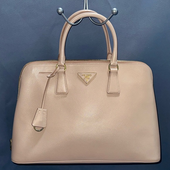Prada Saffiano Leather Double Zip Tote with 3rd Party COA - Picture 1 of 10